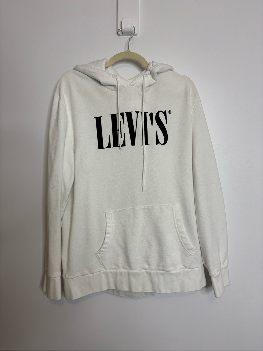 Levi's White Hoodie with Black Logo Size XL